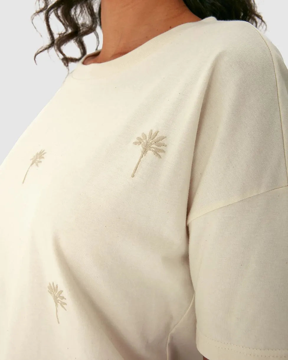 Camiseta Feminina Bordado Coqueiros Em Algodão - 129550