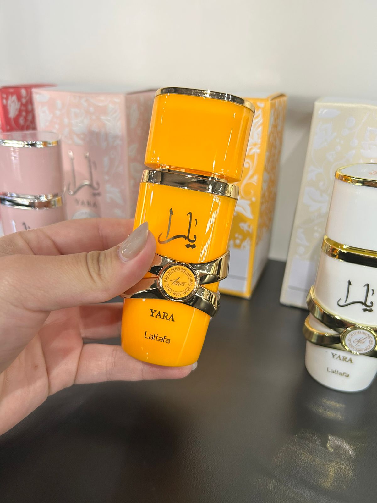 YARA- Lataffa- EAU de parfum-Perfume Árabe Feminino 30 MLs