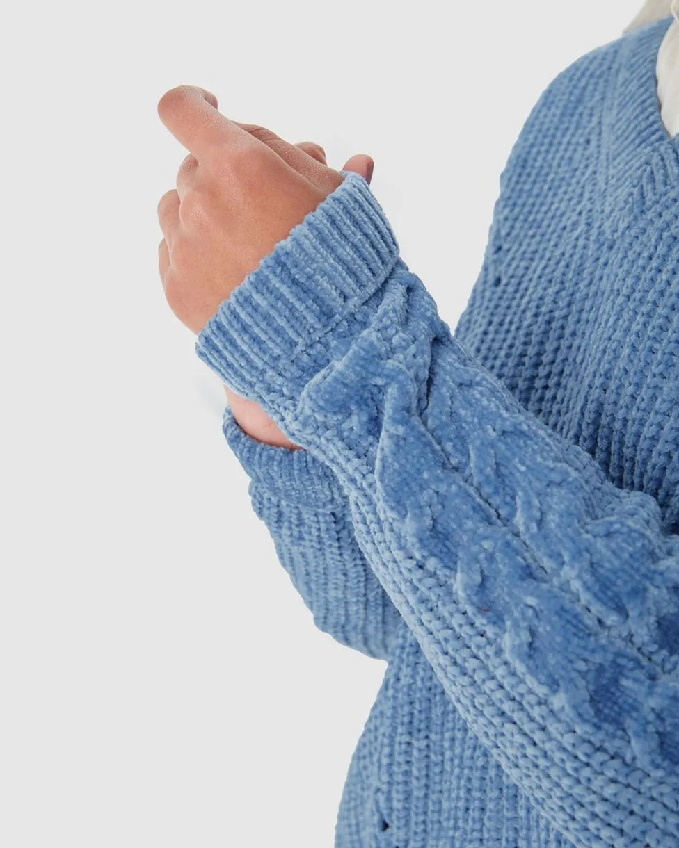 Suéter Feminino Gola V Detalhes Vazados Em Chenile- MALWEE- 124725