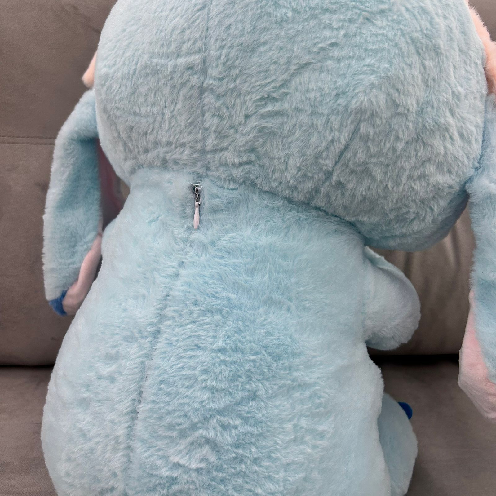 Pelúcia Stitch Azul claro acompanha mantinha quentinha