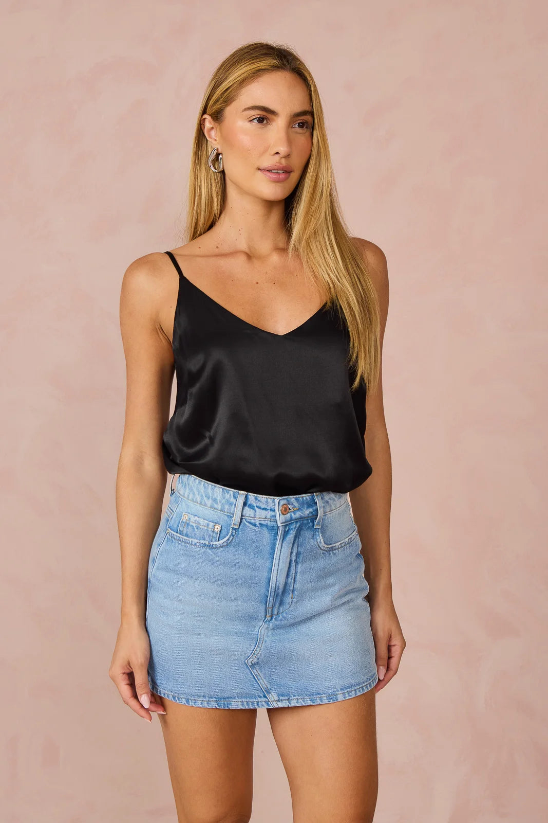 Shorts Saia Jeans Denin Zero Feminino Mini com Cintura Alta DZ6844