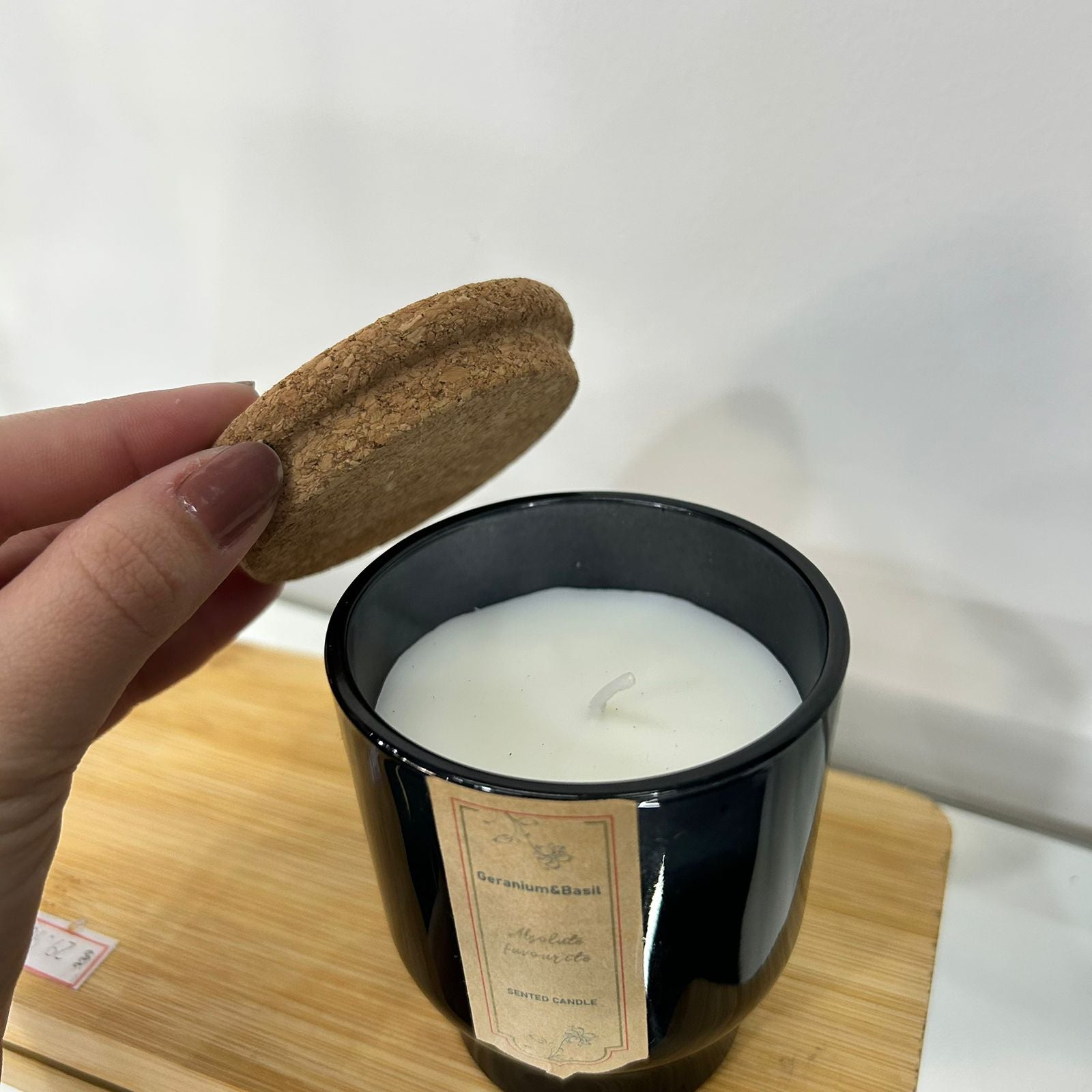 Vela Aromática Decorativa Fragrância Suave c/ Tampa de Bamboo