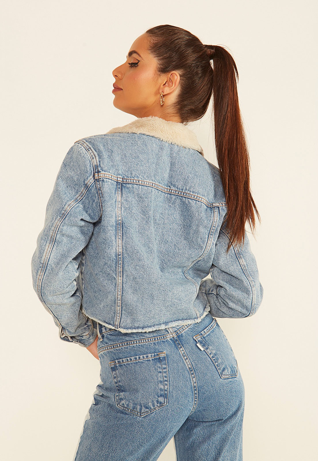 Jaqueta Jeans Feminina Regular Cropped Forrada - DENIMZERO- DZ9246