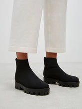 Bota Anselmi Tratorado