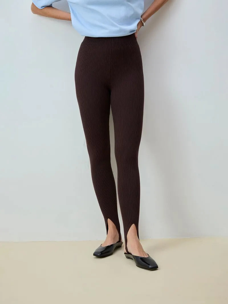 Calça Fuseau Canelada Anslemi Marrom Chocolate - 46667