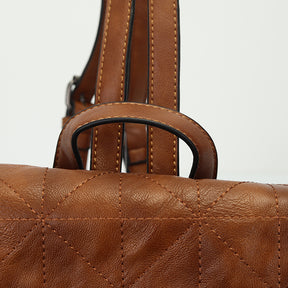 Mochila Media Com Detalhe De Costuras E Corrente 46084