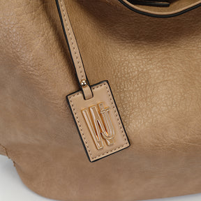 Bolsa Hobo Grande Com Chaveiro E Metal Resinado -46151