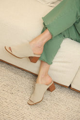 Tamanco em Tricot ANSELMI Cor CRU-46154