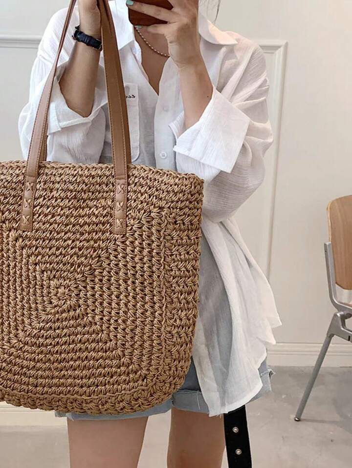 Bolsa Saco Minimalista Em palha Com Alças de Couro Sintético