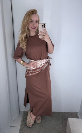T-Shirt Dress Midi Surf 16657.34 acompanha lenço para usar como detalhe