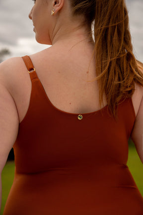 Maio Annahita Tope frontal Plus Size 438