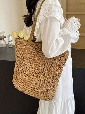 Bolsa Saco Minimalista Em palha Com Alças de Couro Sintético