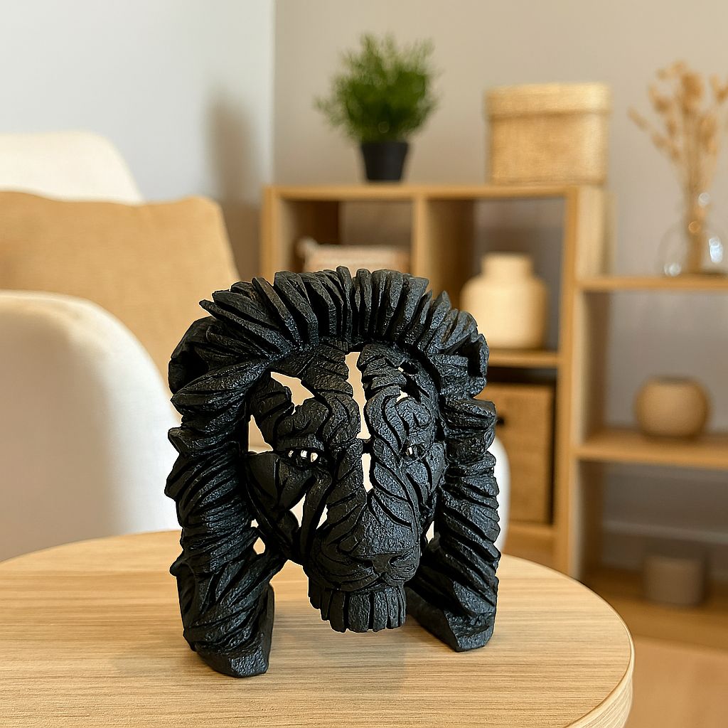 Escultura Decorativa Rosto de Leão em Resina Preto