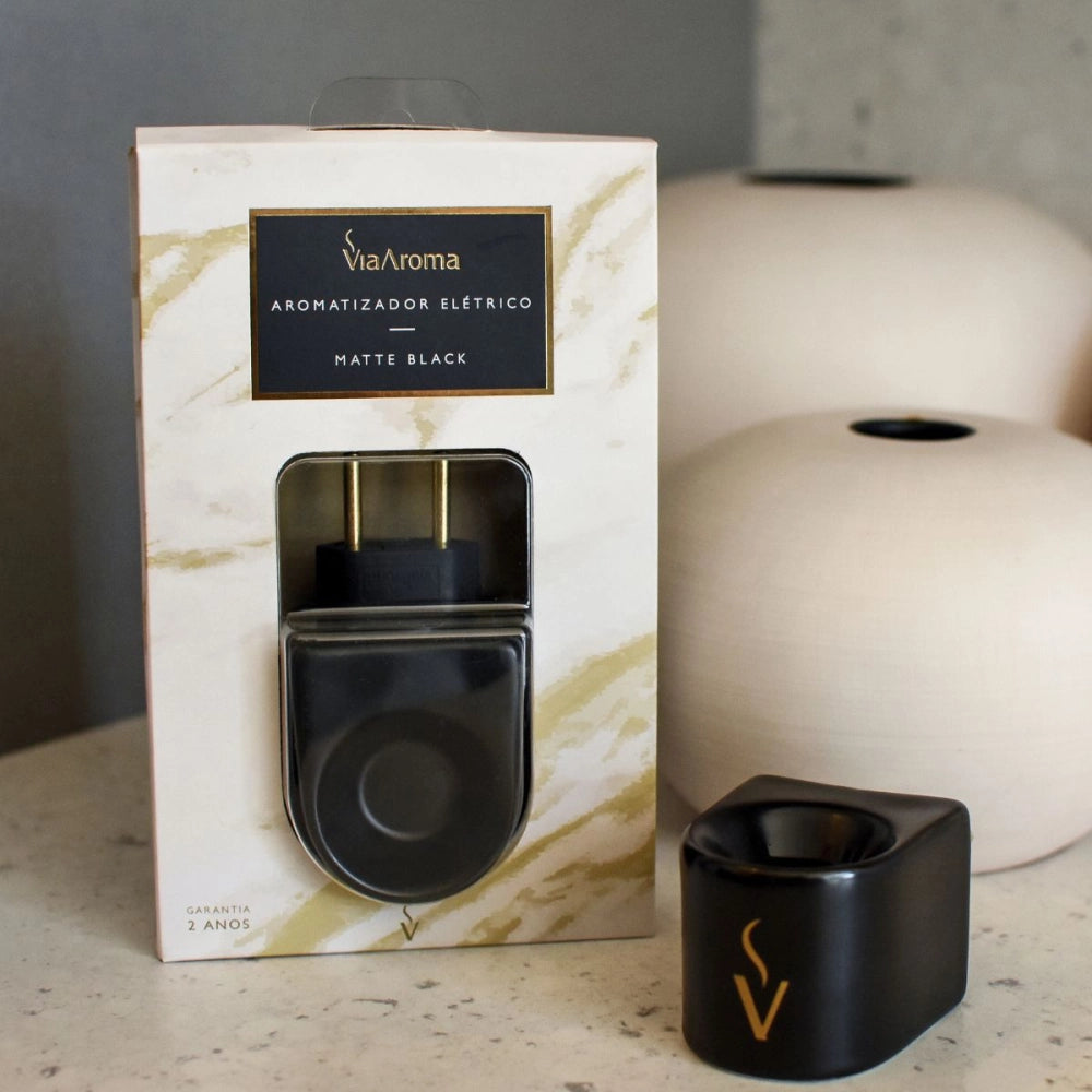 Difusor Aromatizador Elétrico de Porcelana Matte Black - Via Aroma