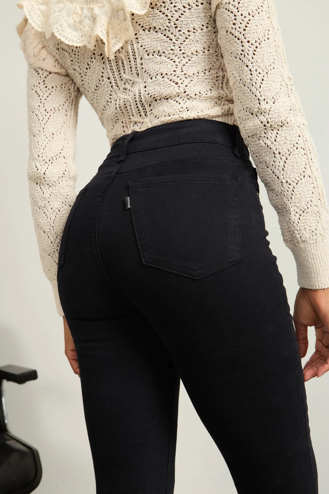 Calça Jeans Feminina Skinny Média Black- DZ20809