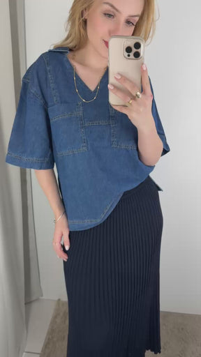 Blusa Jeans Ampla Feminina Gola V Bolso Frontal - ENFIM - 129091