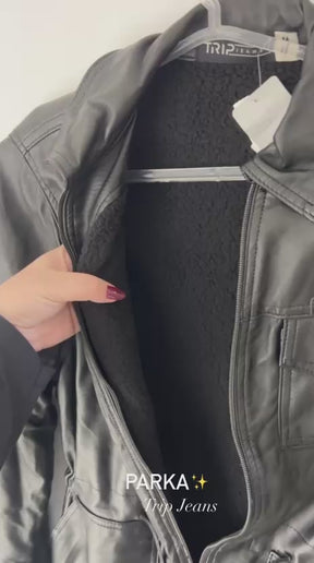 Parka de couro ecológico forrada com carnerinho Trip Surf