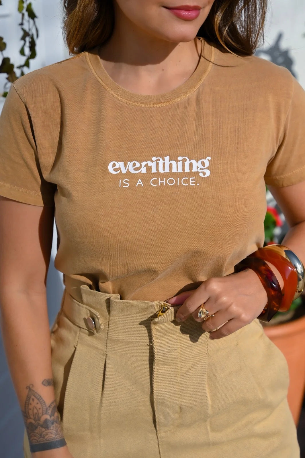 Tshirt Feminina Estonada Mostarda Everithing - 339