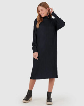 Vestido Amplo Feminino Gola Alta Em Tricô Canelado -Malwee- 103720